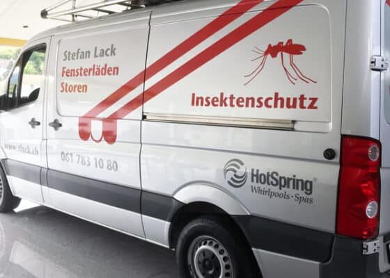 Fahrzeug_Beschriftung_01-560x560 Fahrzeug_Beschriftung_01-560x560