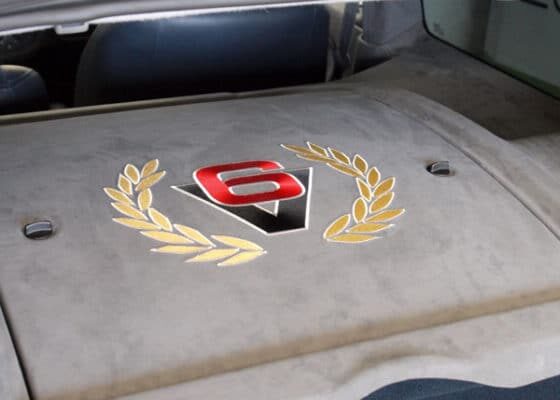 Sticken_09-560x560 Sattlerei und Lederwerkstatt