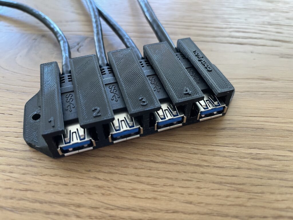 USB Kabelhalterung